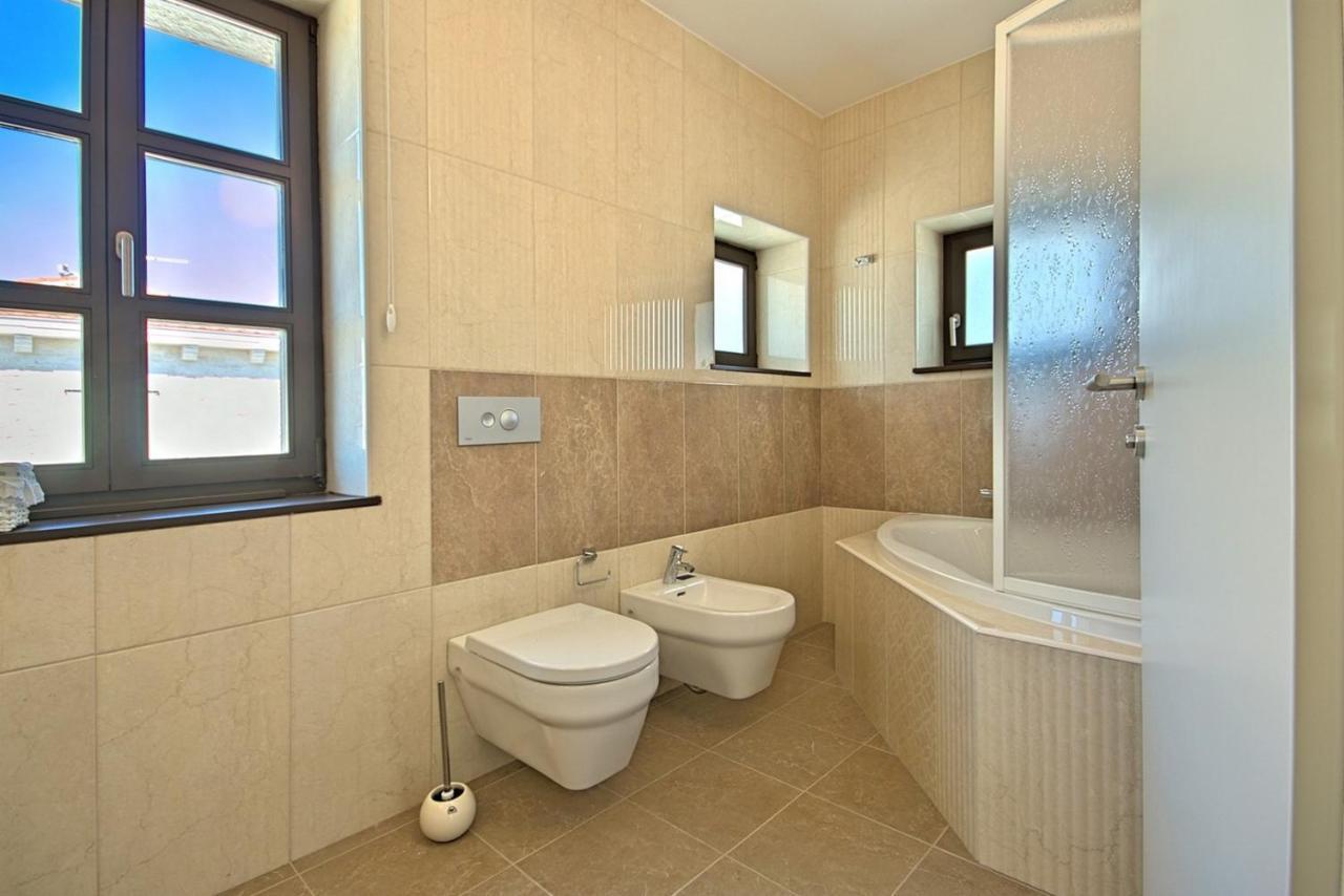 Luxury Stone Villa Zanelli Ližnjan Exteriör bild