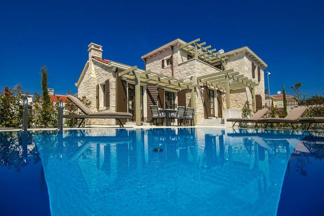 Luxury Stone Villa Zanelli Ližnjan Exteriör bild