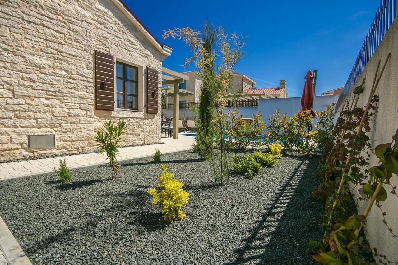 Luxury Stone Villa Zanelli Ližnjan Exteriör bild